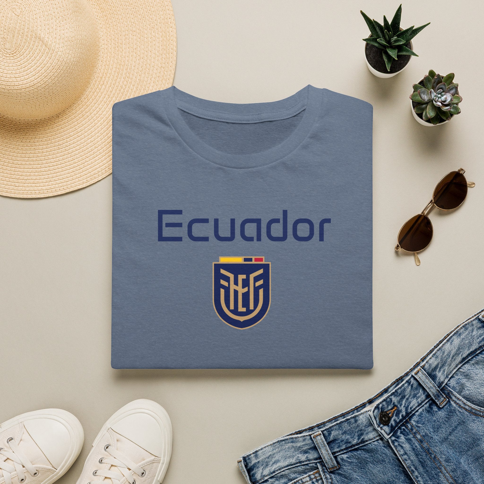 Ecuador- Unisex Soft T-Shirt